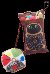 Hračka Let´s Play polštářek motiv kočka s catnip 9cm