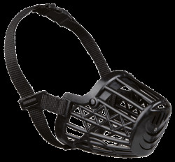 Náhubek Trixie plastový S černý 18cm