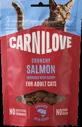 Pamlsek CARNILOVE Crunchy pro dospělé kočky losos se šantou kočičí 50 g